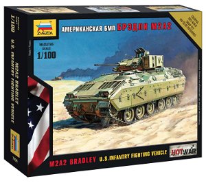 Zvezda Wargames (HW) tank 7406 - Bradley (1:100)