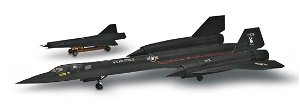 Revell Plastic ModelKit MONOGRAM letadlo 5810 - SR-71A Blackbird® (1:72)