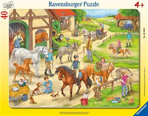 Ravensburger Na koňské farmě 40 dílků