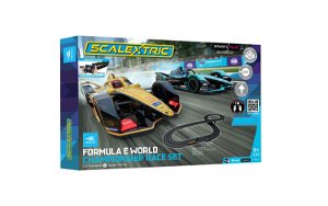 Scalextric Autodráha SCALEXTRIC C1423P - Formula E Race Set (Spark Plug) (1:32)