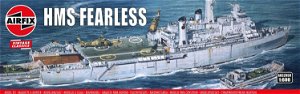 Airfix Classic Kit VINTAGE loď A03205V - HMS Fearless (1:600)