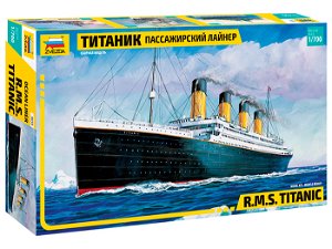 Zvezda Model Kit loď 9059 - R.M.S. Titanic (1:700)