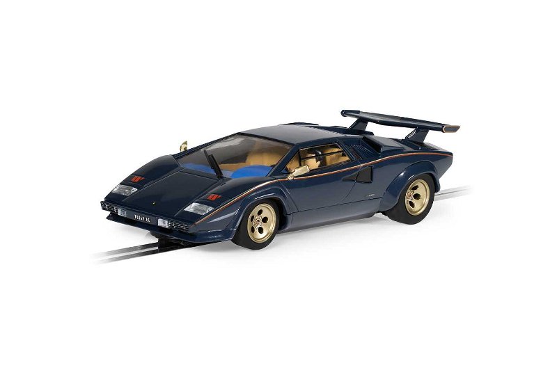Scalextric Autíčko Street SCALEXTRIC C4411 - Lamborghini Countach - Walter Wolf - Blue And Gold (1:32)