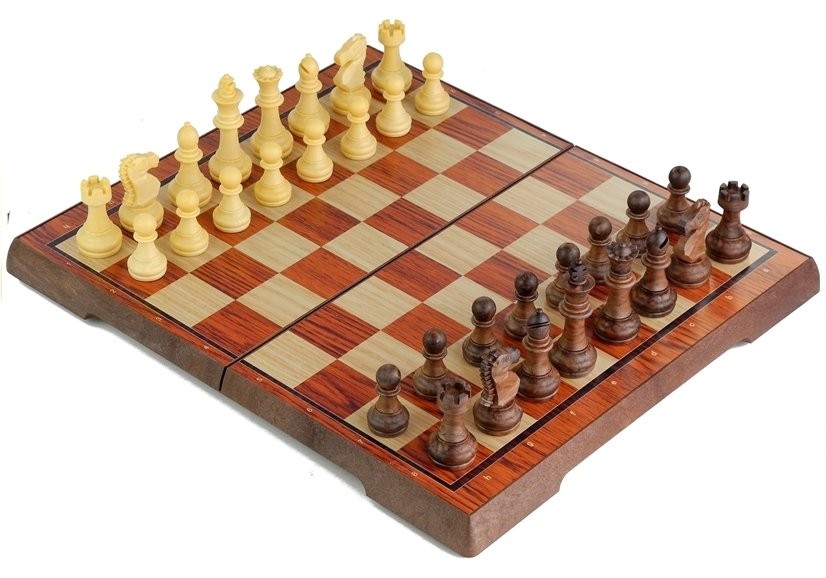 Dřevěné šachy malé 27 x 31 cm