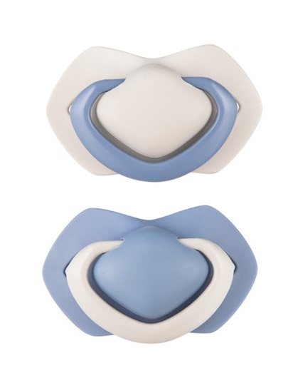 Canpol Babies Sada 2 ks symetrických silikonových dudlíků,  0-6 m+,  PURE COLOR modrý
