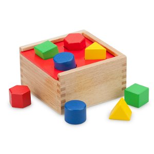 New Classic Toys Dřevěná krabička na vkládání tvarů 10560