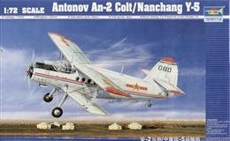 Trumpeter slepovací model Antonov An-2  Colt/Nanchang Y-5 n1:72 